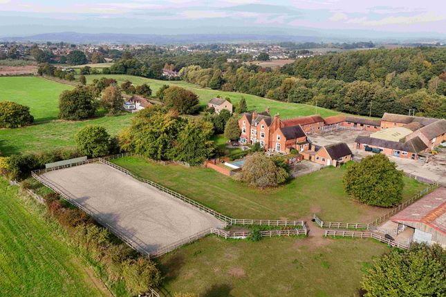 Hurcott Hall Farm, Kidderminster 8 bed farm house for sale