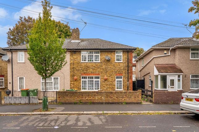 Churchill Road, Custom House, E16 2 bed semi