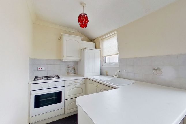 Victoria Grove, Folkestone, Kent, CT20 1 bed flat for sale