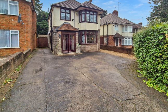 Cutenhoe Road, Luton, Bedfordshire... 3 bed detached house for sale