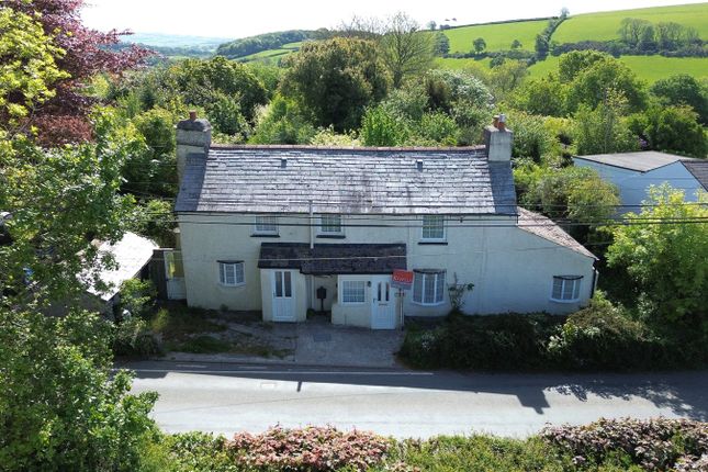 Daws House, Cornwall PL15 3 bed detached house for sale