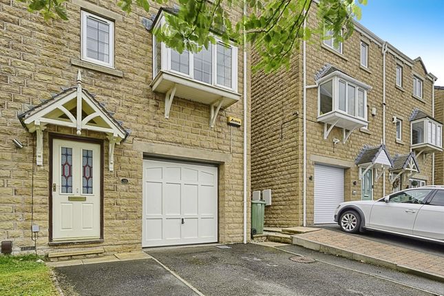 3 bedroom town house for sale
