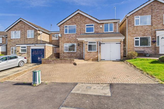 5 bed detached house