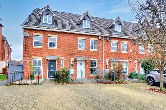 Woodward Avenue, Chilwell, Nottingham 3 bed terraced house for sale