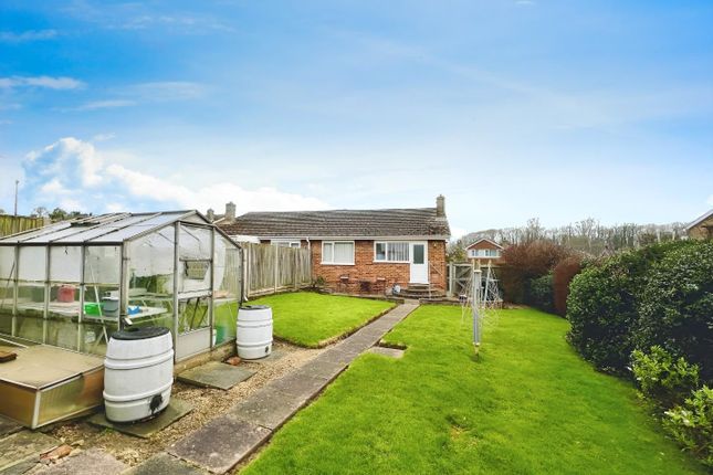 Foxglove Road, Willesborough 2 bed semi