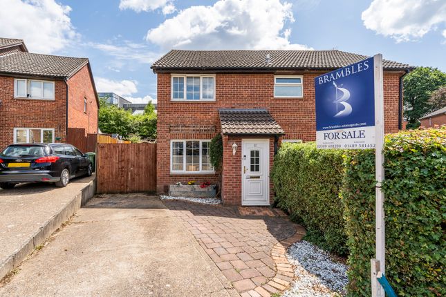 Lancaster Close, Bursledon... 2 bed semi