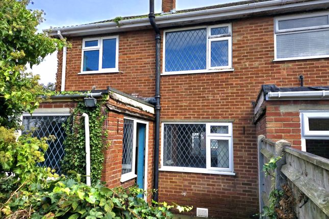 Bedford Avenue 3 bed end of terrace house for sale