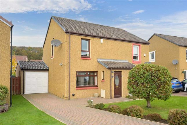 2 bedroom semi-detached villa for sale