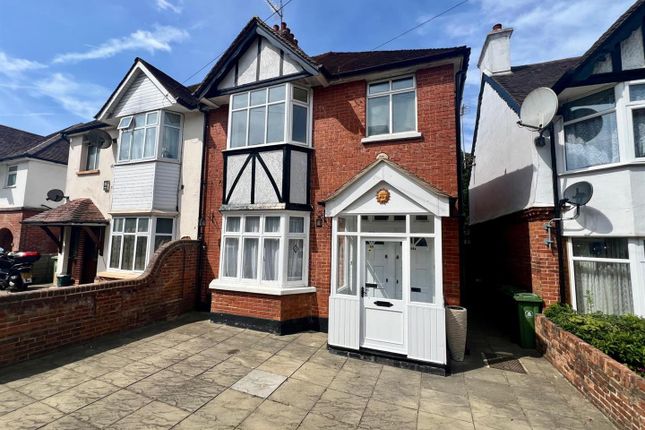 Southern Road, Camberley GU15 1 bed apartment for sale