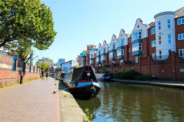 2 bed flat