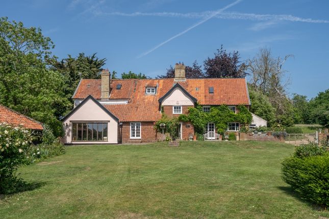 The Street, Rushmere 5 bed detached house for sale