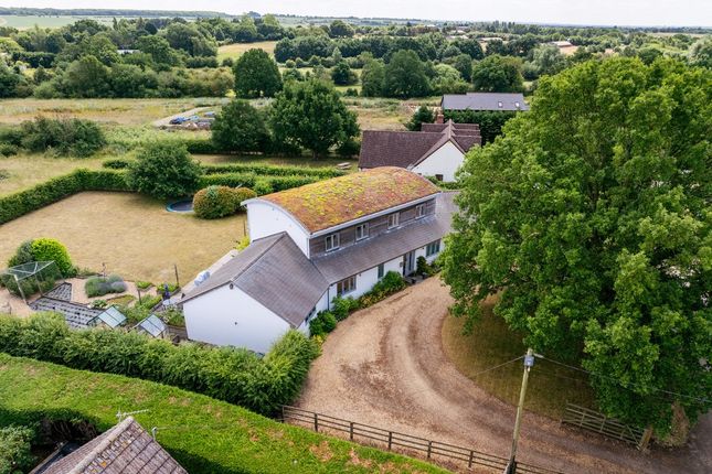 Little Heath, Gamlingay, Sandy, SG19 4 bed detached house for sale