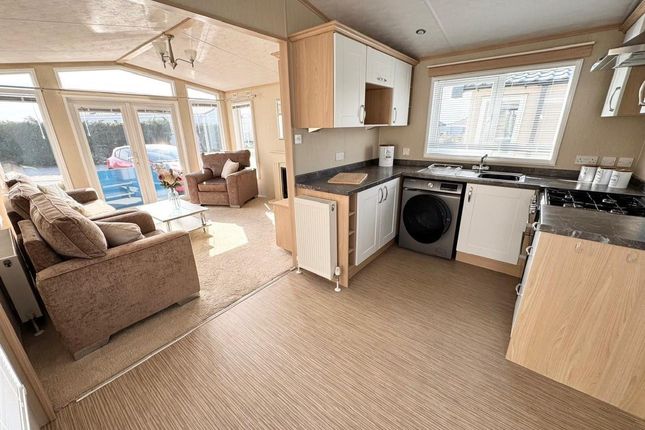 Solent Breezes Holiday Park 3 bed park home for sale