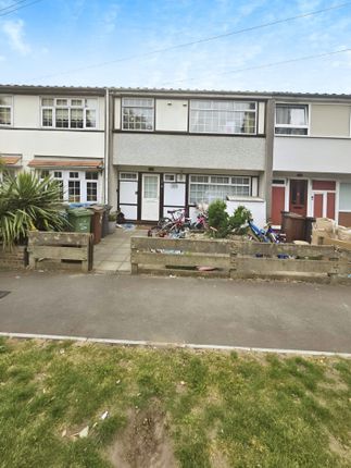 Wivenhoe Road, Barking IG11 3 bed terraced house for sale