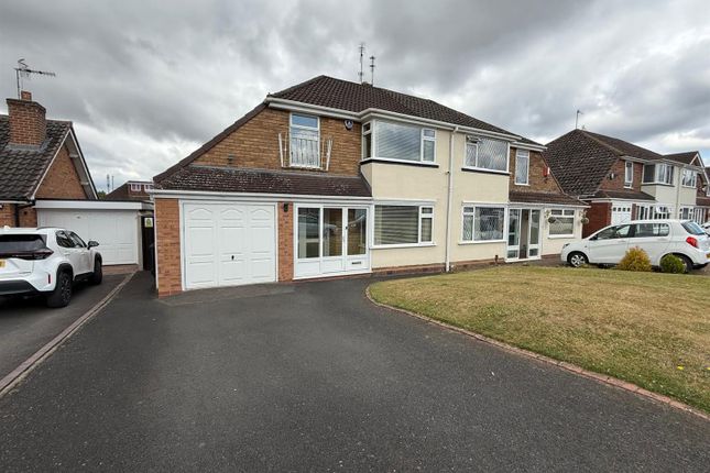 St. Peters Road, Pedmore... 3 bed semi