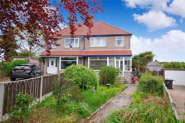 Ashburn Grove, Shipley BD17 3 bed semi