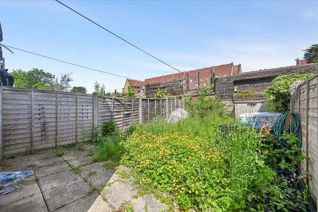 Chapter Road, Willesden Green, NW2 1 bed apartment for sale