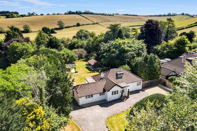 Southfields Road, Woldingham, CR3 3 bed detached house for sale