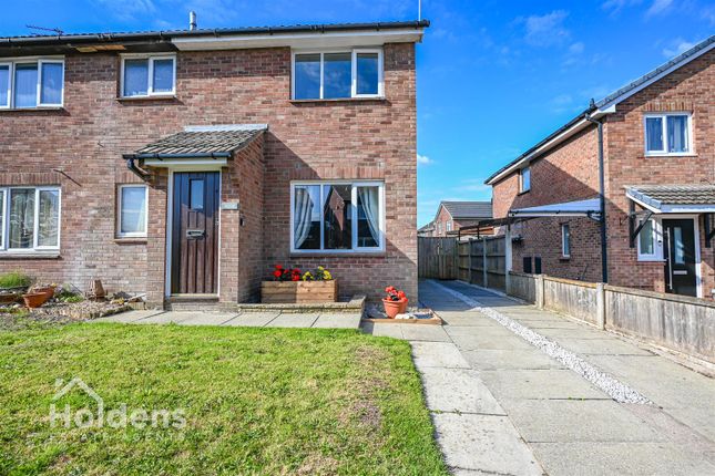 2 bedroom semi-detached house for sale