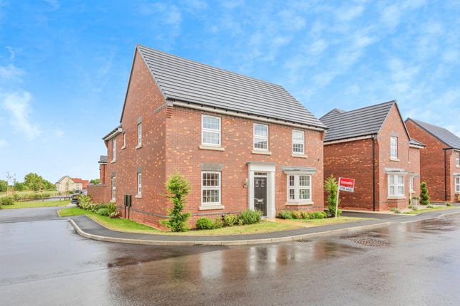 4 bed detached house