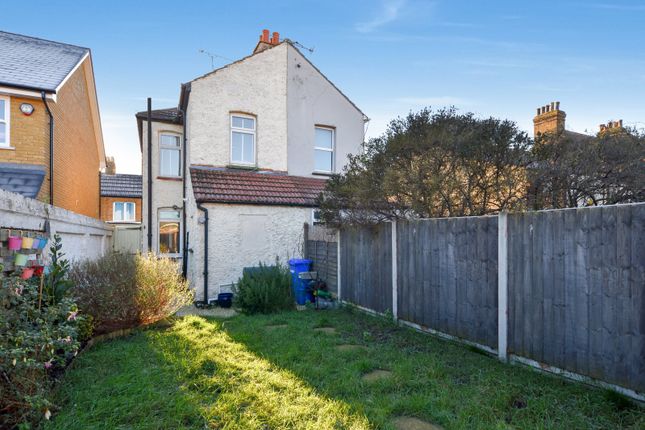 Seaview Road, Shoeburyness, Essex, SS3 3 bed semi