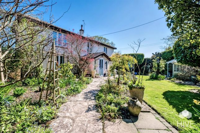 Bashley Cross Road, New Milton BH25 3 bed semi