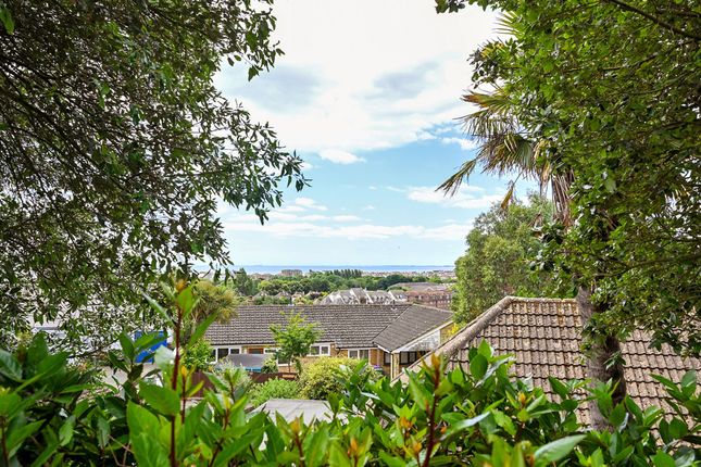 Cannongate Avenue, Hythe CT21 2 bed detached bungalow for sale