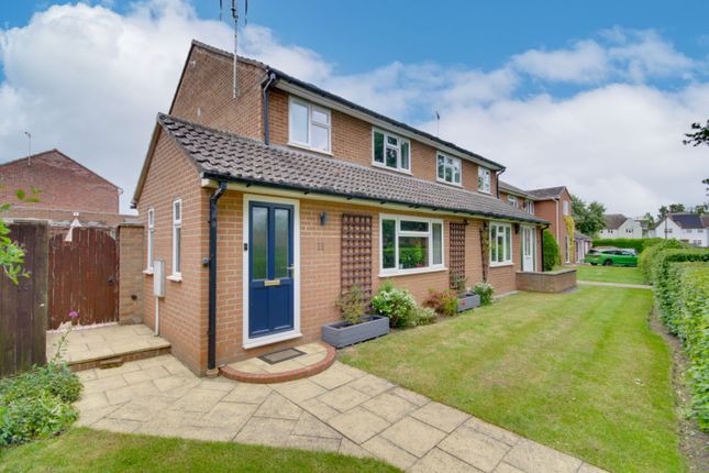 St. Marys Close, Bluntisham, PE28 3 bed semi