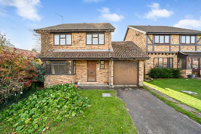 Chatfield Drive, Surrey GU4 4 bed detached house for sale