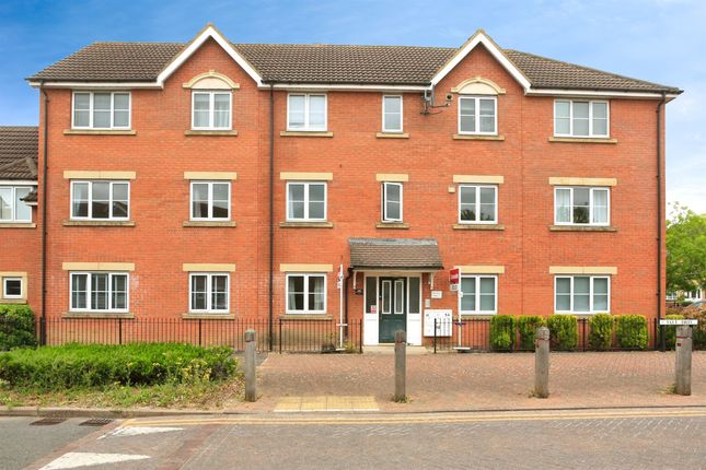 2 bedroom ground floor flat for sale
