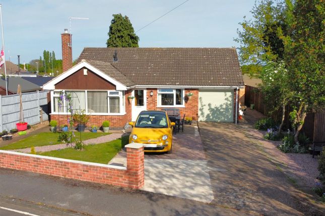 Station Close, Collingham, Newark 2 bed detached bungalow for sale