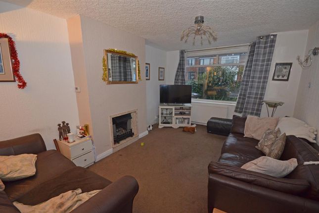 5 bedroom semi-detached house for sale