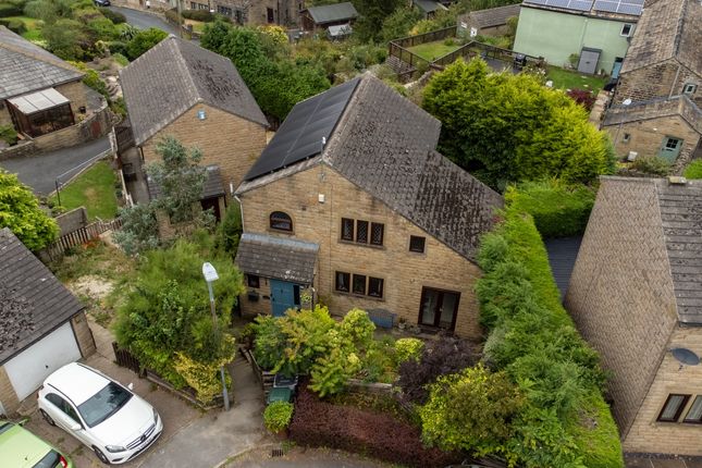 6 BOULDERGATE, MARSDEN, HUDDERSFIELD 4 bed detached house for sale