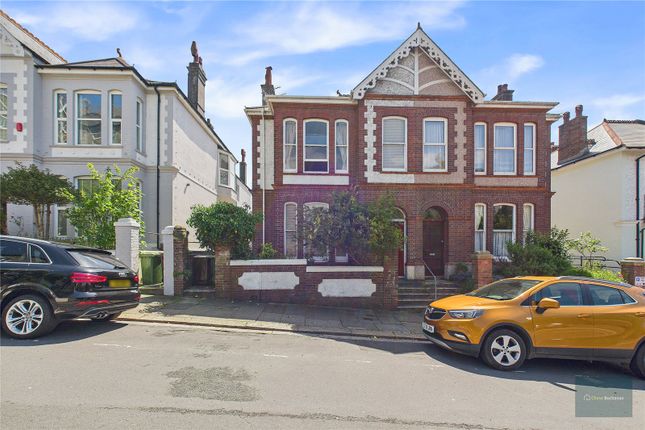 Western College Road, Plymouth PL4 5 bed semi