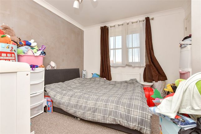 2 bed terraced house