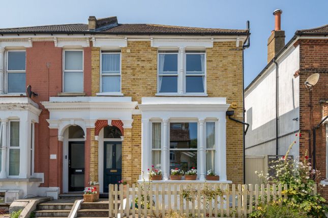 Thurlestone Road, London, SE27 4 bed semi