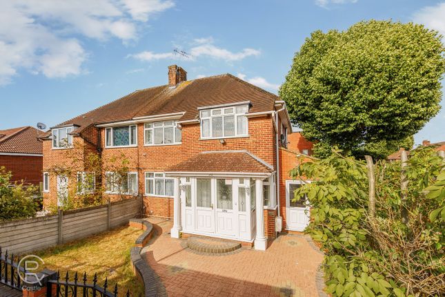 Greenford Avenue, Hanwell, London, W7 4 bed semi