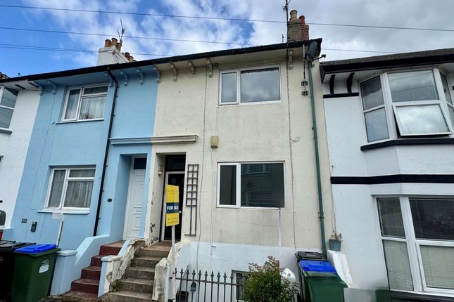 Elphick Road, Newhaven 3 bed maisonette for sale
