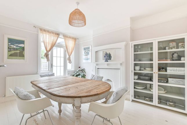 Dalgarno Gardens, North Kensington... 3 bed house for sale