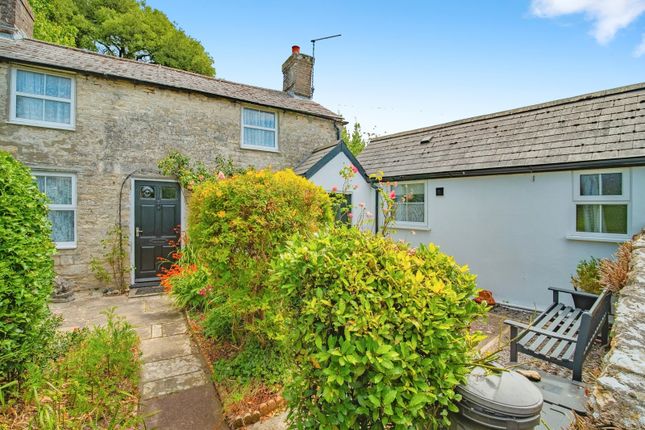 2 bedroom cottage for sale