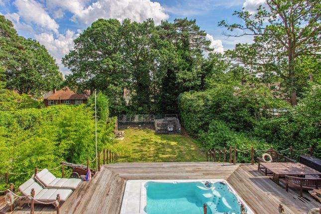 6 bedroom house for sale
