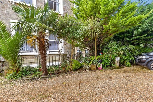 3 bed flat