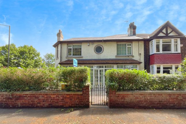 4 bedroom semi-detached house for sale