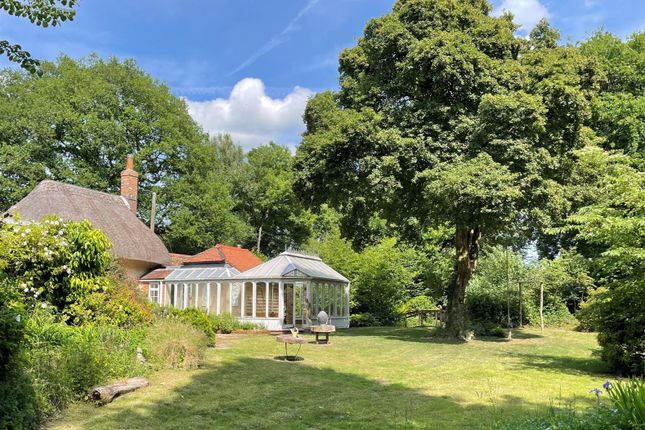Froxfield 2 bed detached house for sale