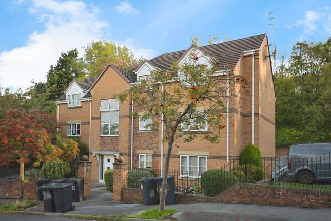 2 bedroom flat for sale