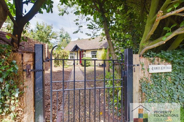 Laurel Cottage, Badgemore... 4 bed bungalow for sale