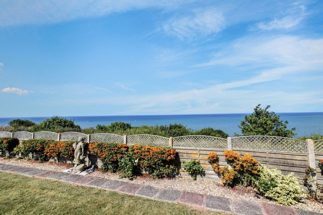 Ashbee Gardens, Herne Bay CT6 3 bed detached bungalow for sale