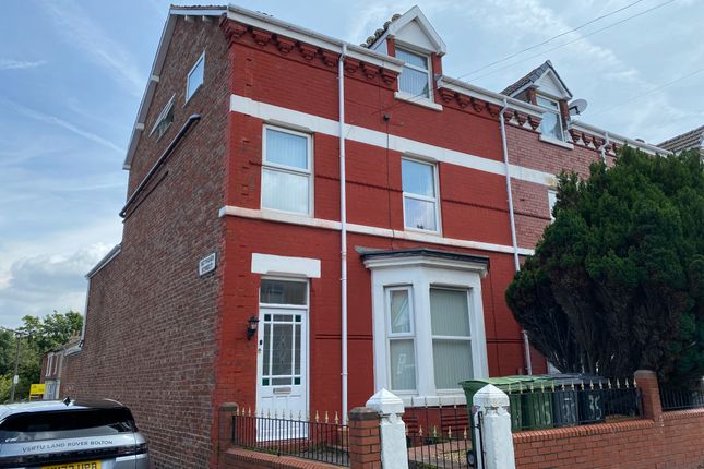 6 bed end terrace house