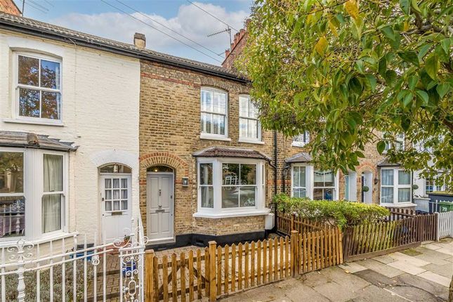 Bushy Park Road, Teddington TW11 2 bed house for sale