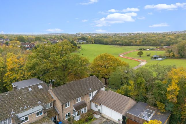 5 bedroom semi-detached house for sale